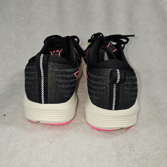 ASICS EvoRide SPEED Size 8.5 - Picture 4 of 13